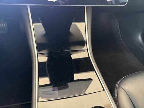 Used 2018 Tesla Model 3 Long Range image 29