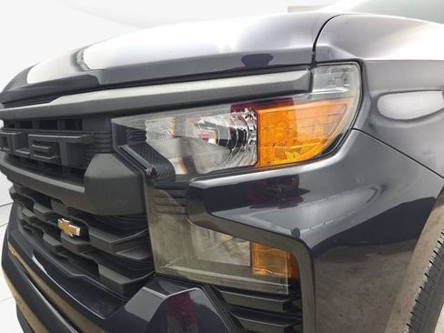 Used 2023 Chevrolet Silverado 1500 Custom RWD image 32