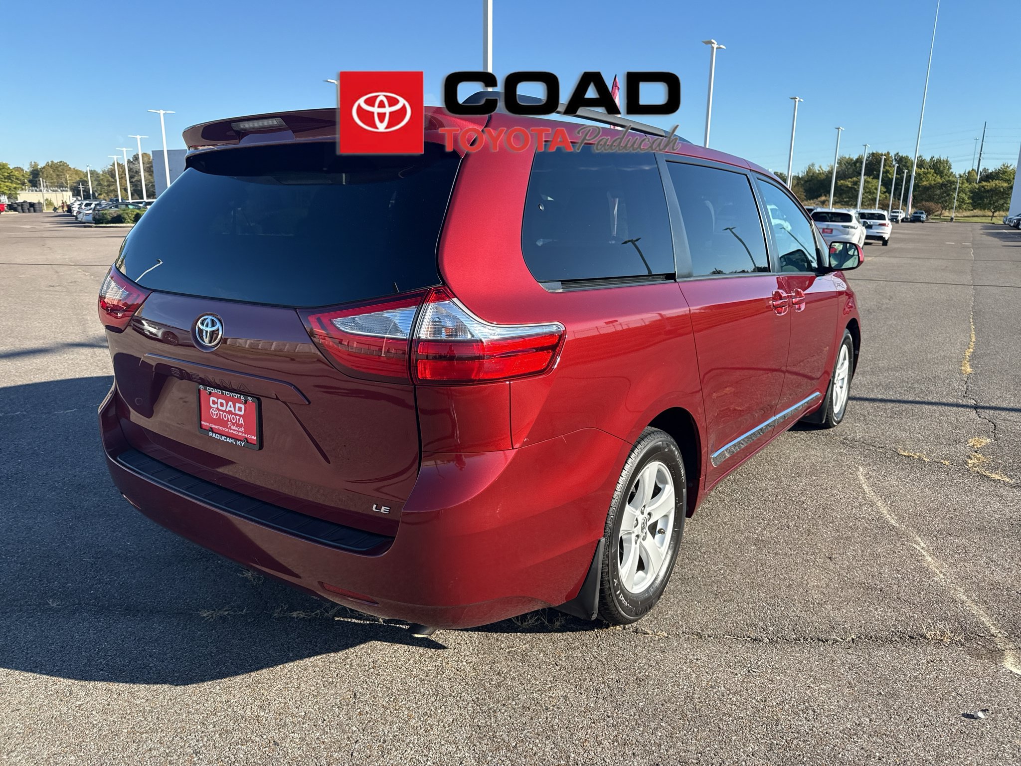 Used 2017 Toyota Sienna LE FWD image 5