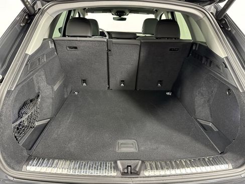 Used 2025 Audi Q5 Premium Plus w/ Premium Plus image 36