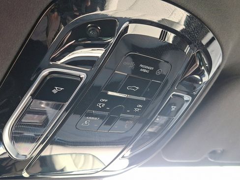 Certified 2024 Maserati Grecale GT image 23