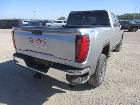 New 2026 GMC Sierra 2500 SLT w/ SLT Convenience Package AWD/4WD image 5