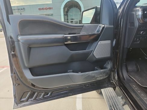 Used 2021 Ford F150 Platinum w/ FX4 Off-Road Package AWD/4WD image 16