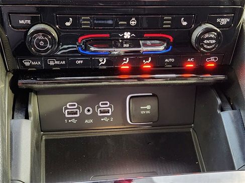 New 2025 Jeep Grand Cherokee L Altitude image 14