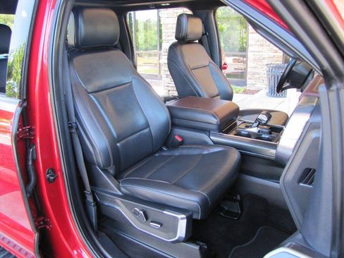 Used 2022 Ford F150 Lariat w/ Equipment Group 502A High AWD/4WD image 22