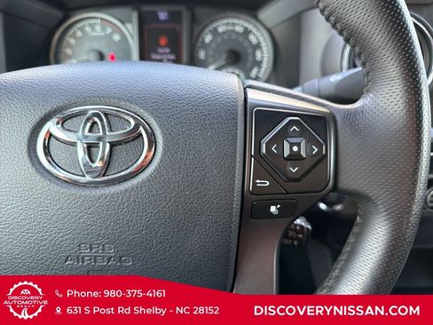 Used 2017 Toyota Tacoma TRD Off-Road w/ Tow Package AWD/4WD image 22