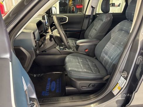 Used 2023 Ford Bronco Sport Heritage w/ Heritage Convenience Package AWD/4WD image 3