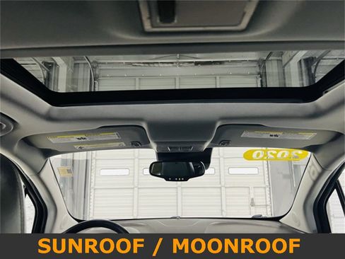 Used 2020 Chevrolet Trax Premier image 8