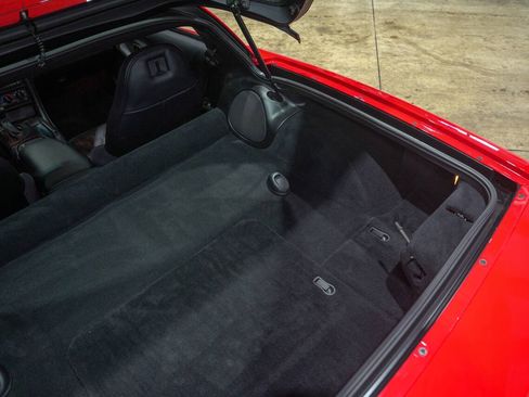 Used 2001 Chevrolet Corvette Coupe RWD image 40