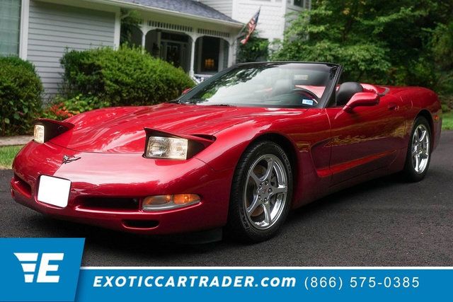 Used 2004 Chevrolet Corvette Convertible w/ Preferred Equipment Group RWD image 1