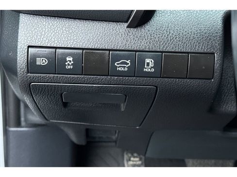 Certified 2023 Toyota Camry SE image 28