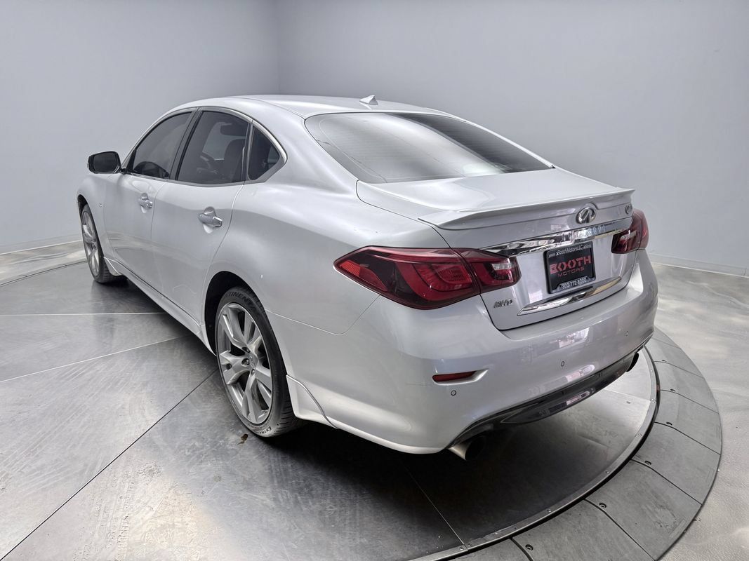 Used 2016 INFINITI Q70 5.6 w/ Sport Package AWD/4WD image 7