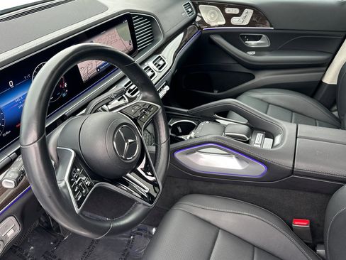 Certified 2024 Mercedes-Benz GLS 450 4MATIC image 10