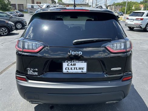 Used 2019 Jeep Cherokee Latitude w/ Popular Appearance Group AWD/4WD image 60