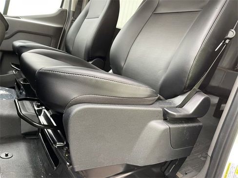 New 2024 Ford Transit 350 XL image 9