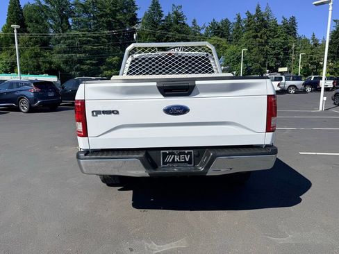 Used 2016 Ford F150 XLT AWD/4WD image 4