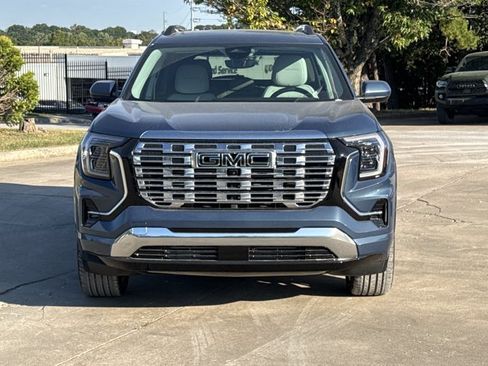New 2027 GMC Terrain Denali w/ LPO, Black Badging Package AWD/4WD image 8