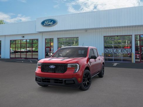 New 2026 Ford Maverick Lariat w/ Black Appearance Package image 2