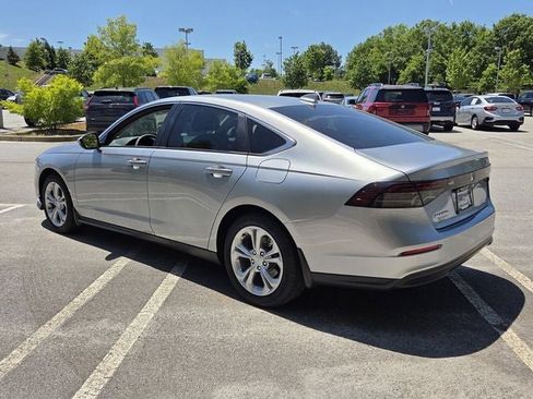 Used 2025 Honda Accord LX image 4