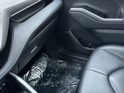 Certified 2020 Toyota Highlander XLE image 26