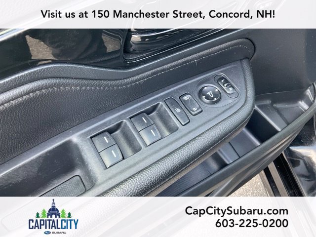 Used 2023 Honda Odyssey Touring image 11