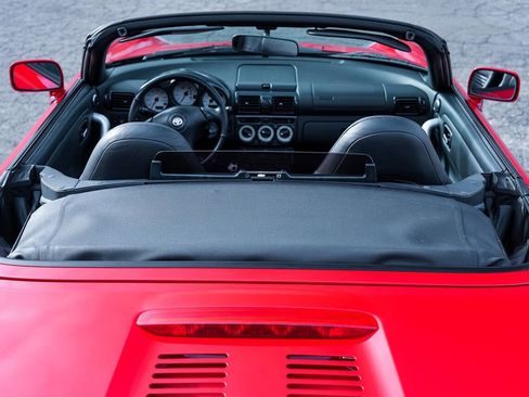 Used 2003 Toyota MR2 image 30