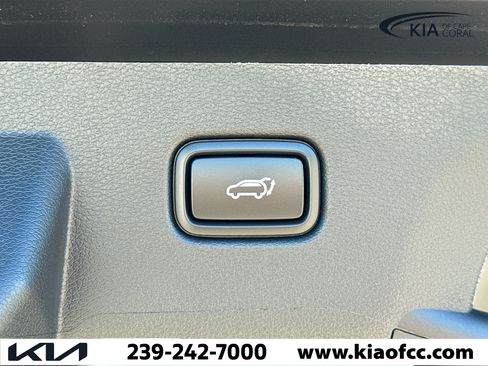 New 2026 Kia Sportage EX FWD image 13