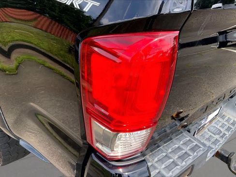Used 2017 Toyota Tacoma TRD Sport w/ Tow Package RWD image 27