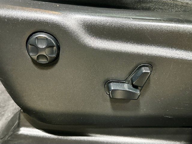 Used 2019 Jeep Grand Cherokee Altitude AWD/4WD image 19