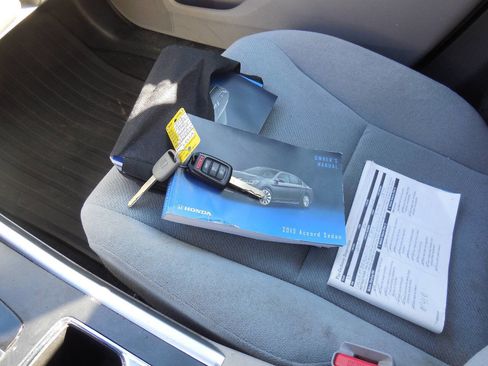 Used 2013 Honda Accord LX image 10