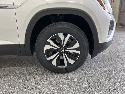 New 2026 Volkswagen Atlas Cross Sport SE AWD/4WD image 45