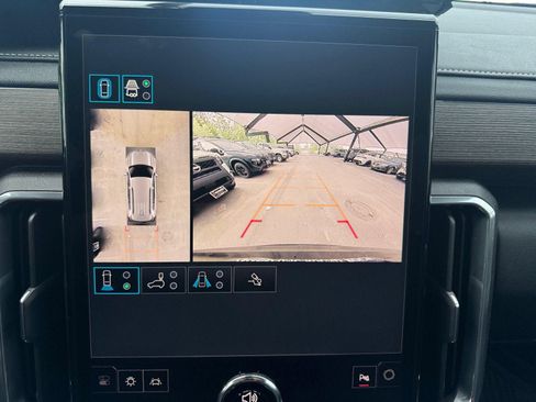 Used 2025 GMC Acadia Denali w/ LPO, Floor Liner Package AWD/4WD image 27