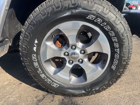 Used 2016 Jeep Wrangler Unlimited Sahara image 55