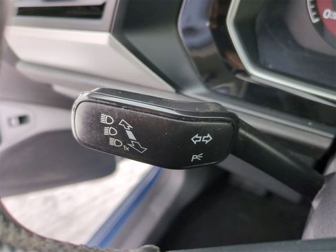 Used 2020 Volkswagen Jetta SE w/ SE Cold Weather Package image 27