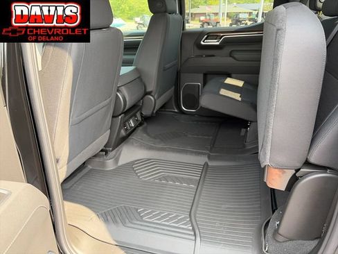 New 2026 Chevrolet Silverado 1500 RST w/ Dark Appearance Package AWD/4WD image 17