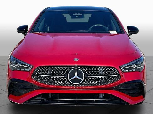 Used 2024 Mercedes-Benz CLA 250 4MATIC image 4