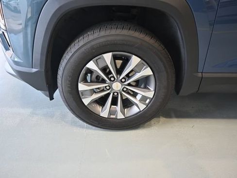 Used 2026 Chevrolet Equinox LT w/ Convenience Package II FWD image 29