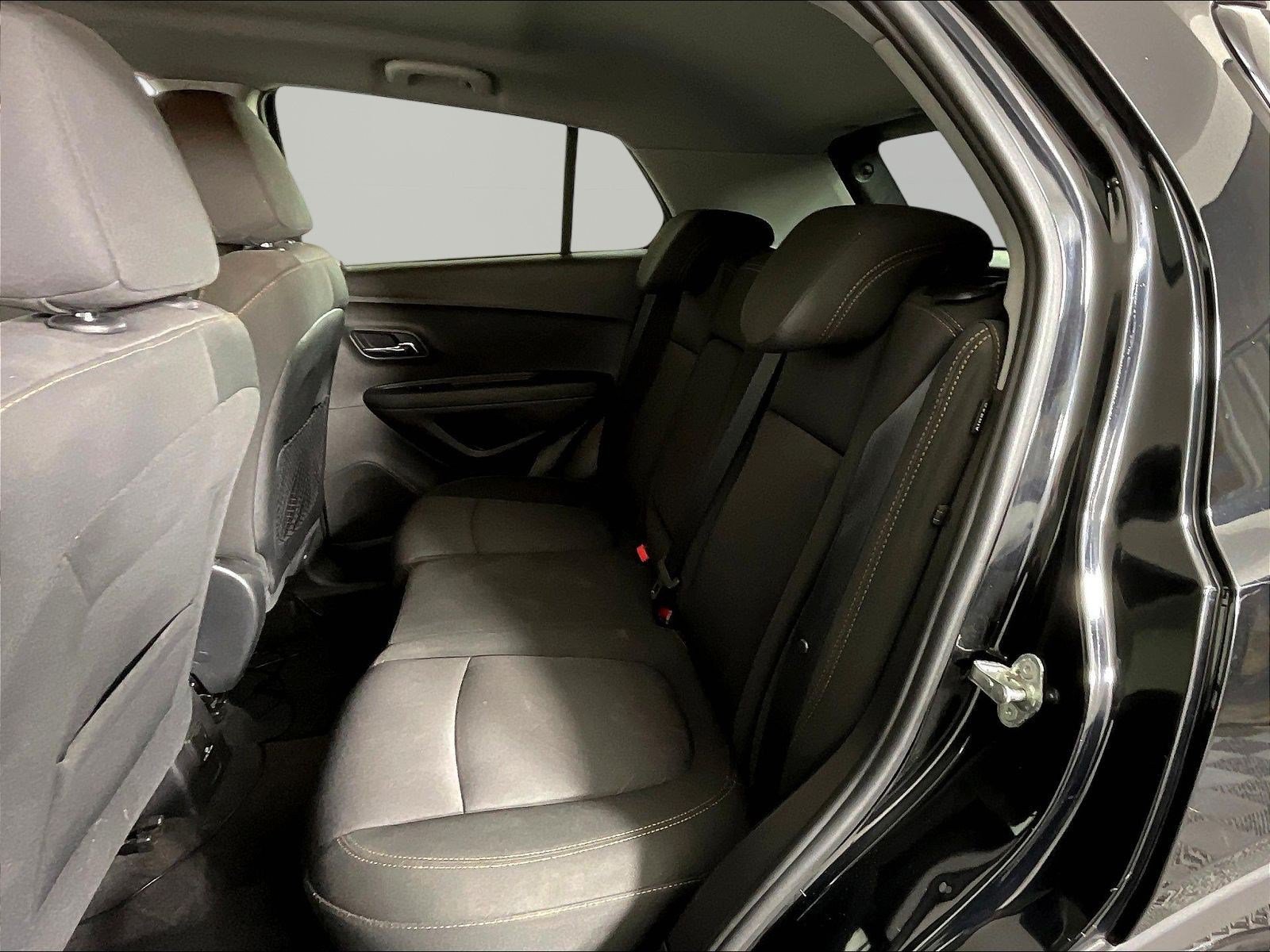 Used 2018 Chevrolet Trax LT FWD image 21