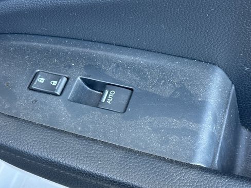 Used 2022 Honda Pilot Touring image 24