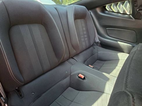 Used 2019 Ford Mustang GT RWD image 17