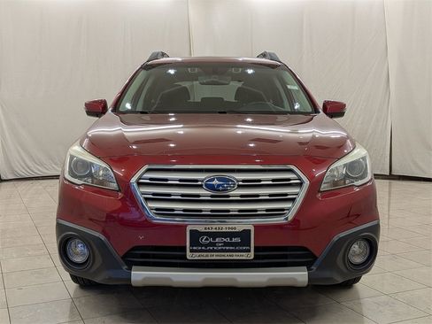 Used 2017 Subaru Outback 3.6R Limited image 3