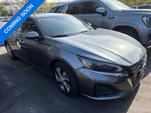 Used 2023 Nissan Altima 2.5 S FWD image 1