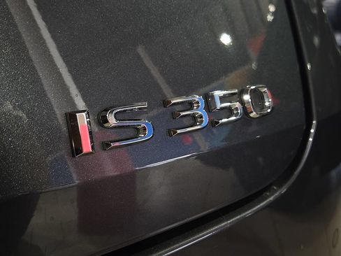 Used 2024 Lexus IS 350 F Sport RWD image 12
