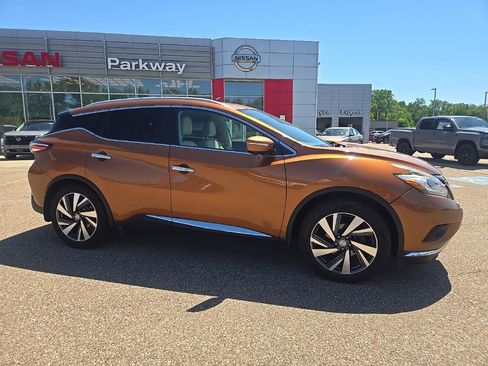 Used 2015 Nissan Murano Platinum w/ Platinum Technology Package AWD/4WD image 8