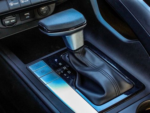 Used 2023 Hyundai Elantra SEL image 24