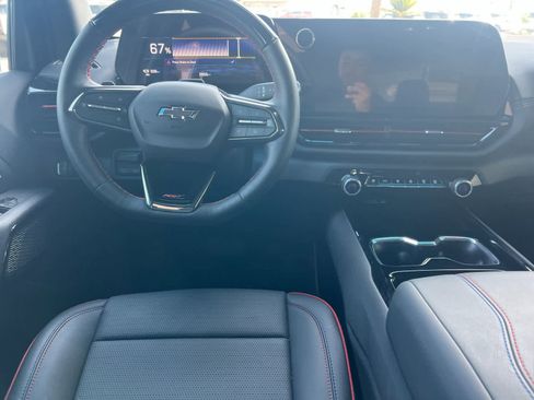 Used 2025 Chevrolet Silverado EV RST image 13