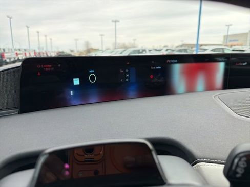 Certified 2025 Lincoln Navigator L Reserve image 22