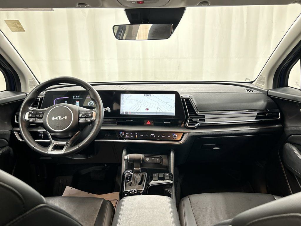 Certified 2025 Kia Sportage EX AWD/4WD image 19