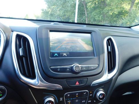 Certified 2018 Chevrolet Equinox LT AWD/4WD image 10