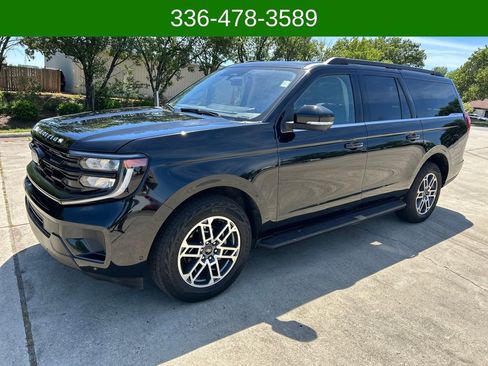 Used 2025 Ford Expedition Max Active AWD/4WD image 1